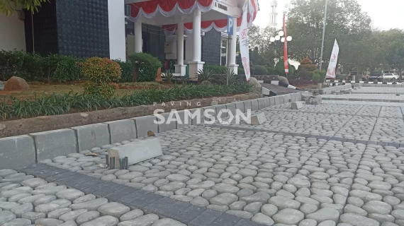 Cara Kerja Paving Grass Block dalam Mendukung Drainase dan Lahan Hijau
