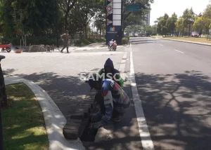 Paving-block-jalan-raya-dan-trotoar